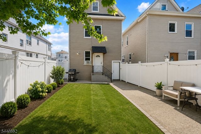 626 Magnolia Ave, Elizabeth City, NJ 07206