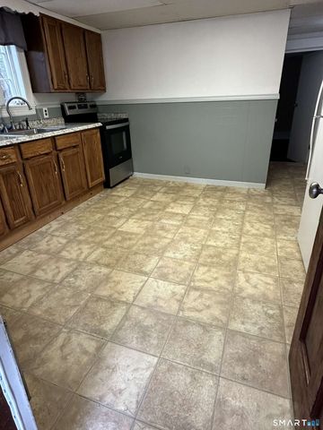 6 Park Street, Stafford, CT 06076