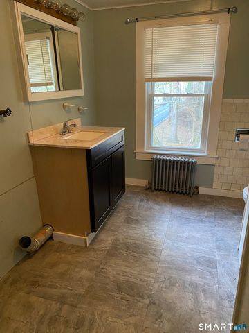 6 Park Street, Stafford, CT 06076