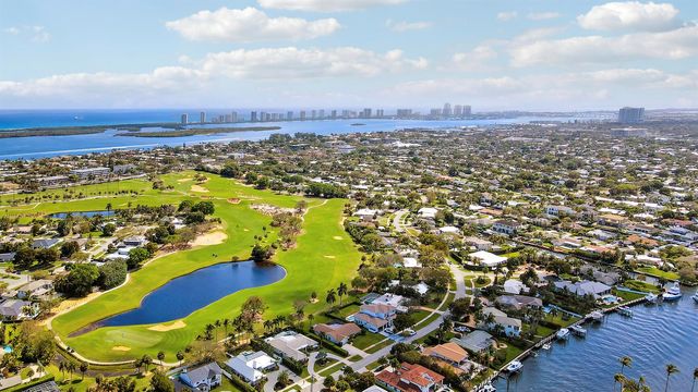 856 Country Club Drive, North Palm Beach, FL 33408