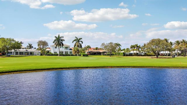 856 Country Club Drive, North Palm Beach, FL 33408