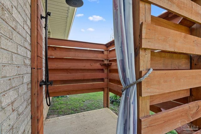 1014 Steel Ct, Milton, FL 32583