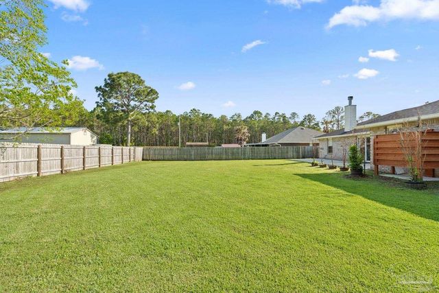 1014 Steel Ct, Milton, FL 32583