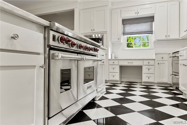 1227 Overlook NE, Tuscaloosa, AL 35406
