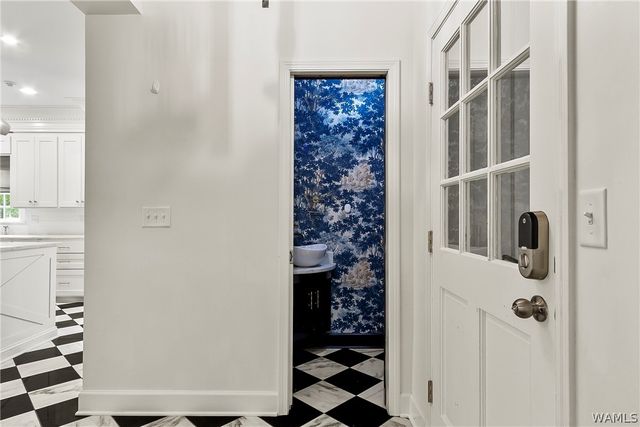 1227 Overlook NE, Tuscaloosa, AL 35406