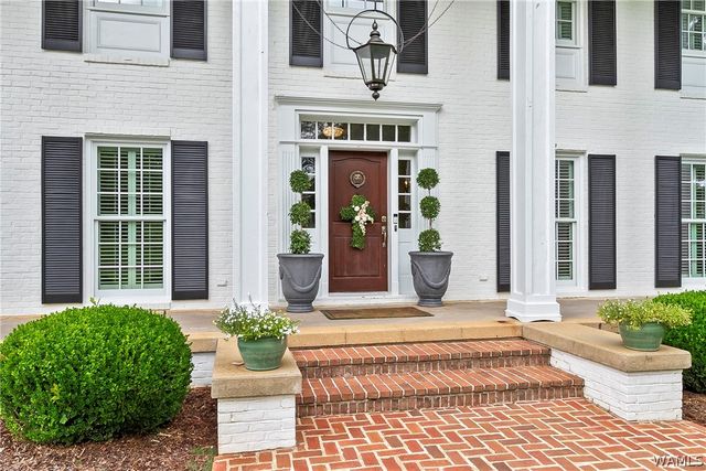 1227 Overlook NE, Tuscaloosa, AL 35406