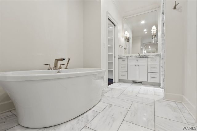 1227 Overlook NE, Tuscaloosa, AL 35406
