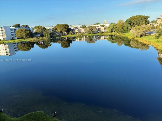 506 NW 87th Ave 406, Miami, FL 33172