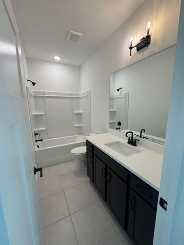 1960 Central Avenue, Summerville, SC 29483