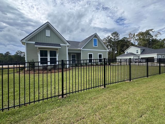 1960 Central Avenue, Summerville, SC 29483