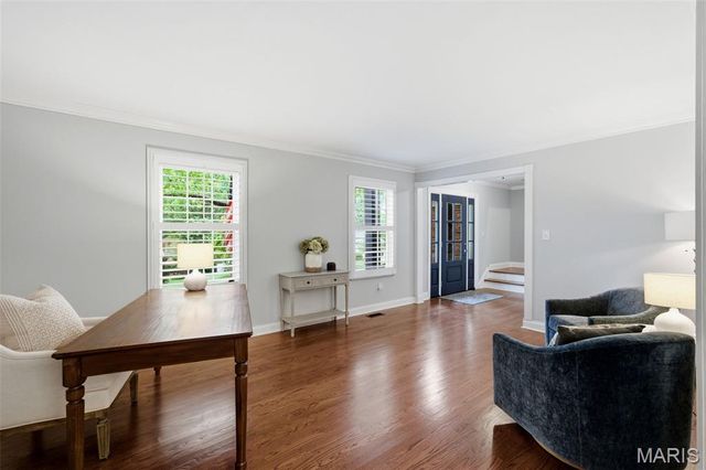 2730 Diamond Ridge Lane, Des Peres, MO 63131