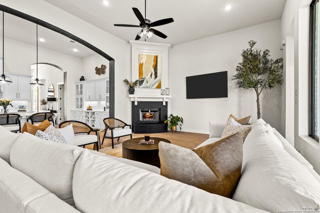 507 Caliban, Cibolo, TX 78108