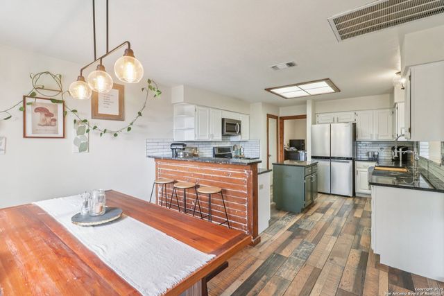 20211 County Road 174, Helotes, TX 78023