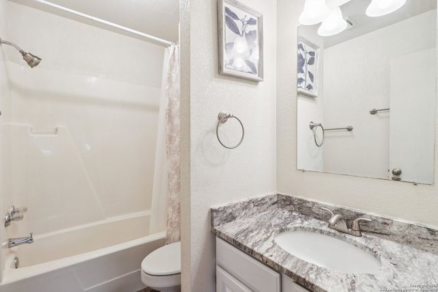 20211 County Road 174, Helotes, TX 78023