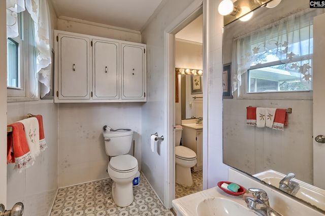 211 Woodvine Drive, Lexington, SC 29072