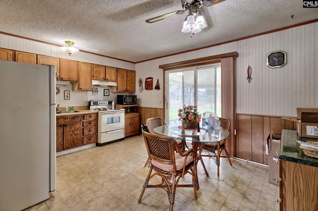 211 Woodvine Drive, Lexington, SC 29072