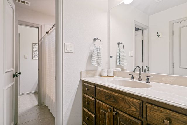 4436 Timber Crest Court, Grapevine, TX 76051