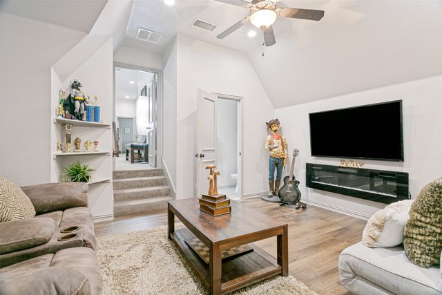4436 Timber Crest Court, Grapevine, TX 76051