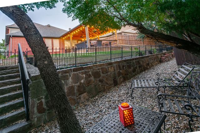 4436 Timber Crest Court, Grapevine, TX 76051
