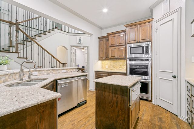4436 Timber Crest Court, Grapevine, TX 76051