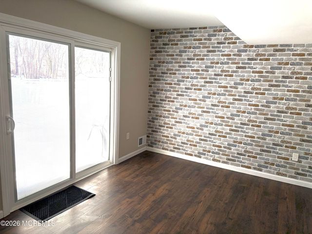 295 Flaam Street, Toms River, NJ 08753