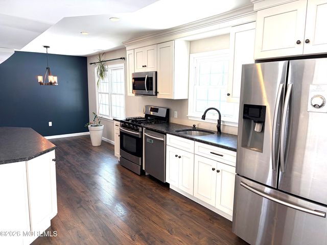 295 Flaam Street, Toms River, NJ 08753