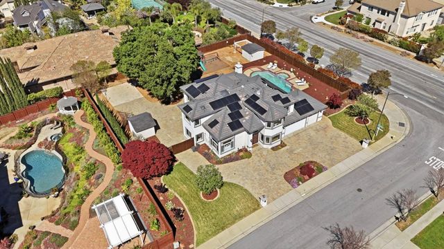 1103 Barnes Lane, San Jose, CA 95120