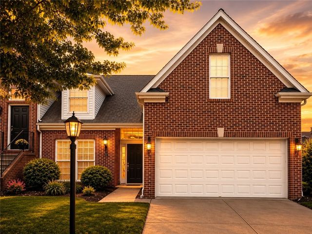 819 Strasburg Dr, Adams Twp, PA 16046