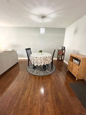 3 Greenbriar Drive 204, North Reading, MA 01864