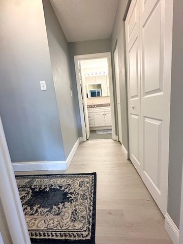 3 Greenbriar Drive 204, North Reading, MA 01864