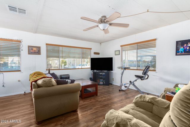 2650 W Union Hills Drive 155, Phoenix, AZ 85027