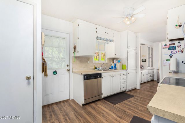 2650 W Union Hills Drive 155, Phoenix, AZ 85027