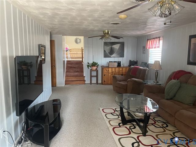 4433 Cochise Trl, Chesterfield, VA 23237