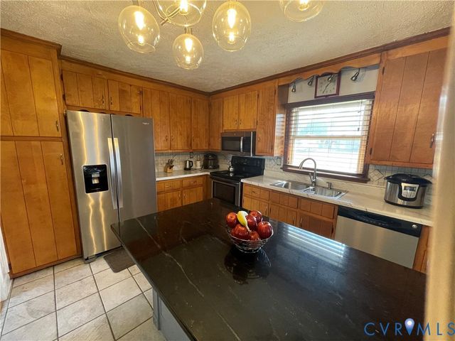 4433 Cochise Trl, Chesterfield, VA 23237