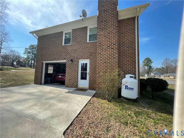 4433 Cochise Trl, Chesterfield, VA 23237