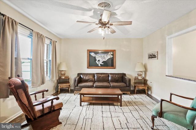 104 LINWOOD CT, Stephens City, VA 22655