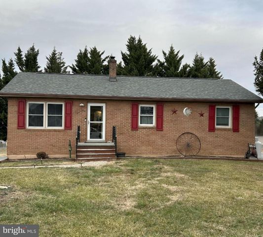 104 LINWOOD CT, Stephens City, VA 22655