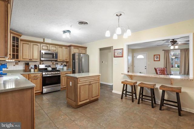 104 LINWOOD CT, Stephens City, VA 22655