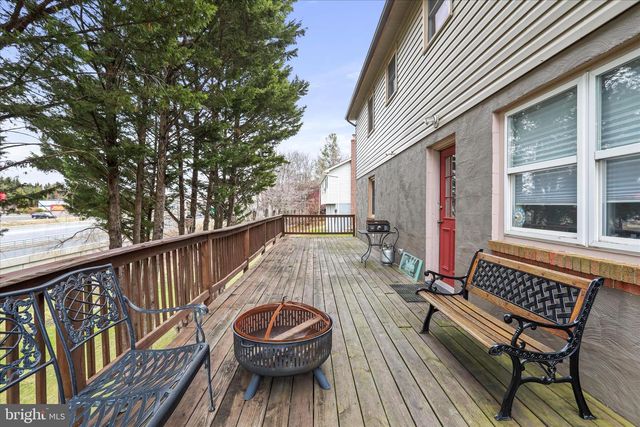 104 LINWOOD CT, Stephens City, VA 22655