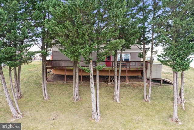 104 LINWOOD CT, Stephens City, VA 22655