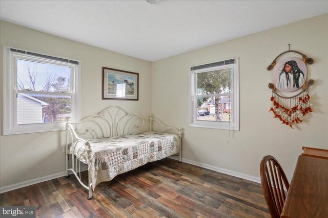 104 LINWOOD CT, Stephens City, VA 22655