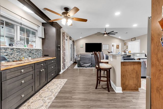 197 Penn Circle, Galivants Ferry, SC 29544