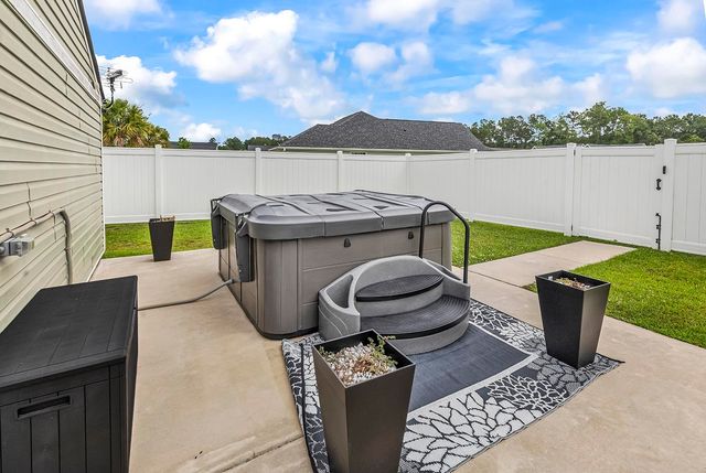 197 Penn Circle, Galivants Ferry, SC 29544