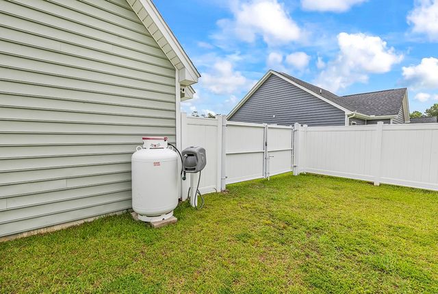 197 Penn Circle, Galivants Ferry, SC 29544