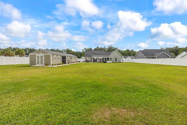 197 Penn Circle, Galivants Ferry, SC 29544