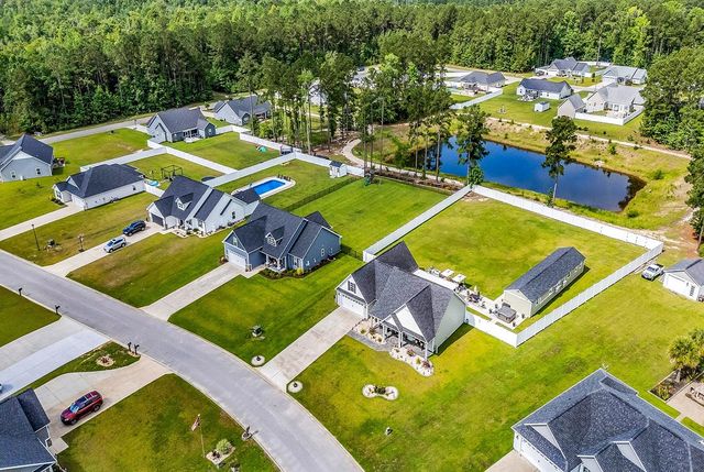 197 Penn Circle, Galivants Ferry, SC 29544