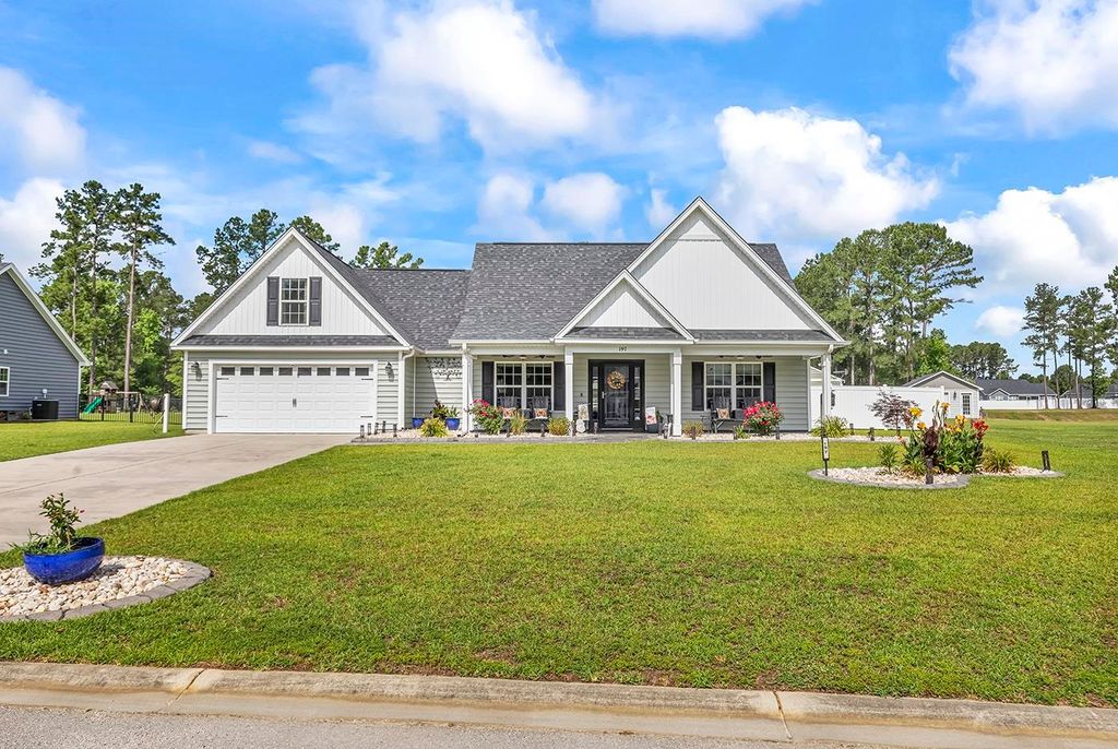 197 Penn Circle, Galivants Ferry, SC 29544