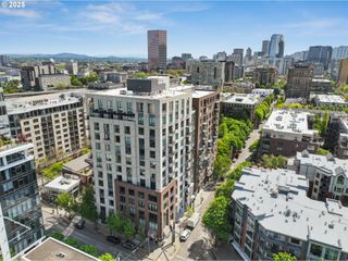 922 Nw 11TH Ave 714, Portland, OR 97209