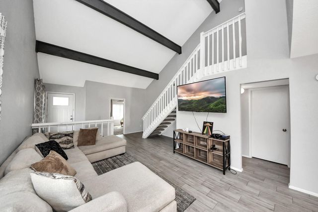 6154 W Airport Boulevard 16, Houston, TX 77035