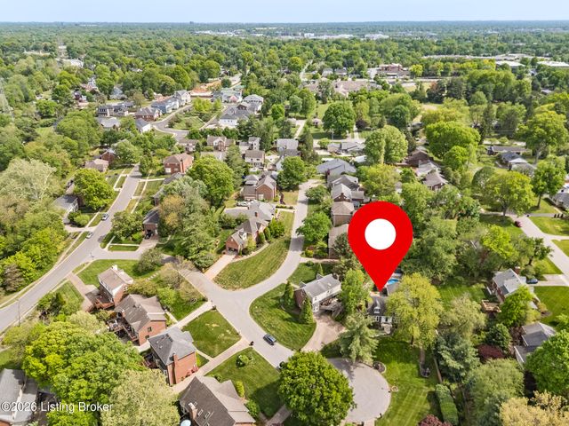 6000 Windsong Ct, Louisville, KY 40207